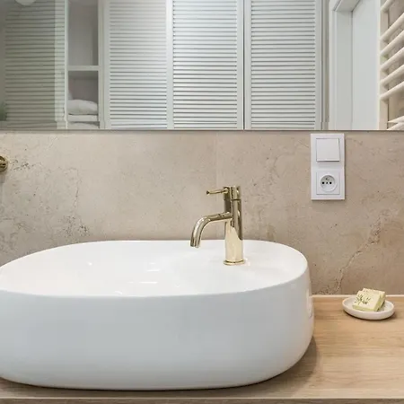 Seaside Porta Mare I Apartment *